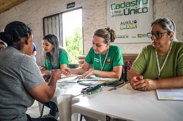 Saúde e Assistência Social vão ao Cerro do Ouro
