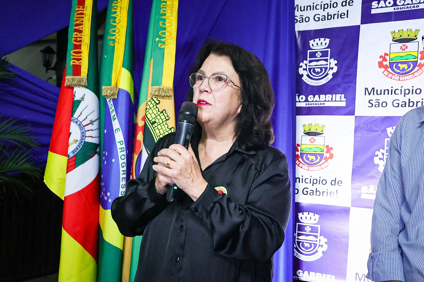 Ano Letivo de 2025 é aberto oficialmente em São Gabriel