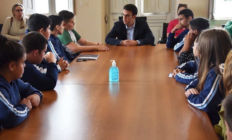 PREFEITO MUNICIPAL DE SÃO GABRIEL RECEBE VEREADORES E VEREADORES MIRINS